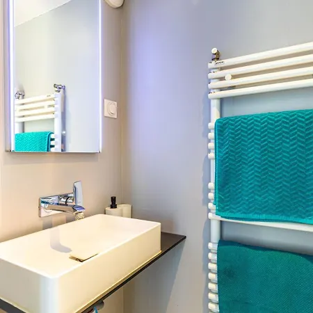 Guestready - Colourful Getaway Near Eiffel Tower Apartmán *